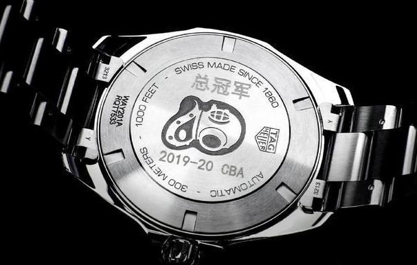 Bibo必博CBA颁奖仪式广东男篮一人一块手表这块表值多少钱？(图1)